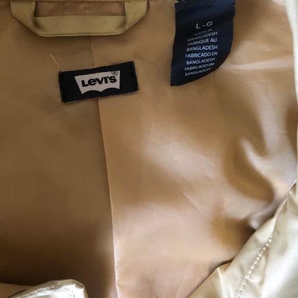 Levi’s jacket - Picture 2 of 4